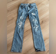 Load image into Gallery viewer, Abercrombie kids Kids Skinny Jeans Distressed Denim Size 11/12 12
