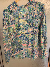 Load image into Gallery viewer, Lily Pultizer Pullover palm trees flamingos pastel Women's - L
