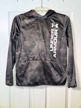 Load image into Gallery viewer, Under Armour Boys black and grey Under Armour hoodie, size youth XL 16

