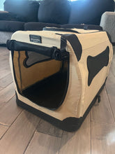 Load image into Gallery viewer, Pet Nation Port-a-crate E2 20 inches
