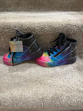 Load image into Gallery viewer, NWT- Sketchers Street Los Angeles Electric splash- retail $35 and up 12 (Lil' Kid)
