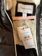 Load image into Gallery viewer, Calvin Klein, Size 2T, Black winter jacket, NWT Calvin Klein black puffer coat. Faux fur lined, Size 2T, NWT 2T
